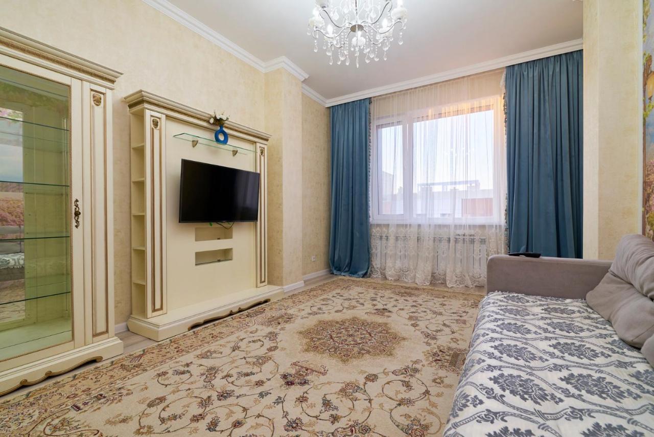 Экспо Бульвар 5 Astana Buitenkant foto
